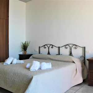 Camera con letto king size